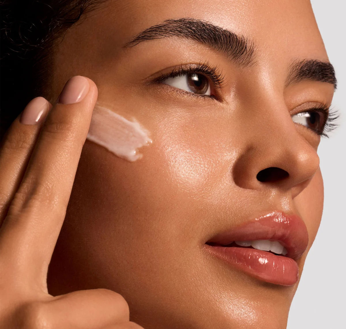 REPERATIVE MOISTURE EMULSION